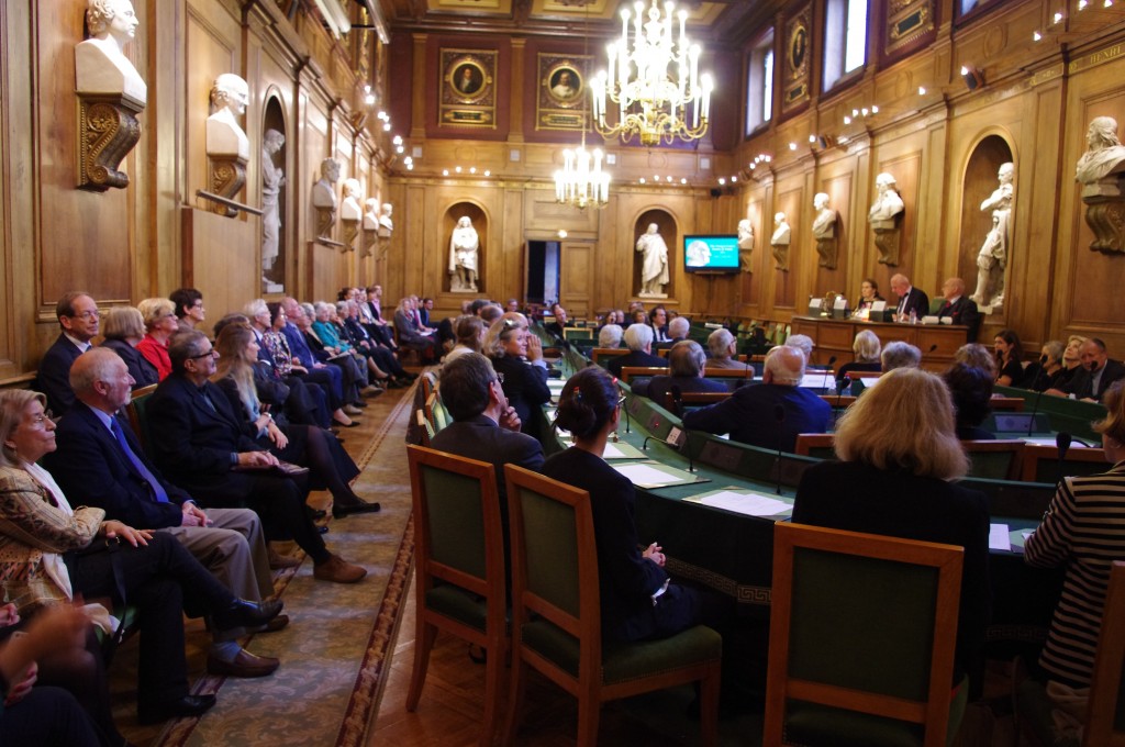 Assemblée réunie pour le premier Prix Guizot de l'Institut