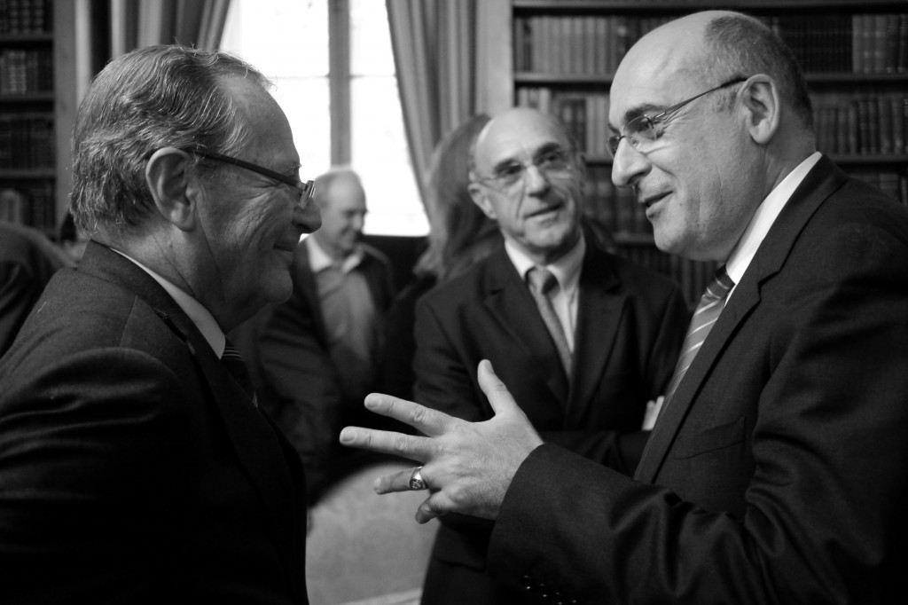 Ambroise Dupont, sénateur, Bernard Aubril, maire de Lisieux et Jean-Léonce Dupont, sénateur du Calvados, vice-président du Sénat. © François Louchet