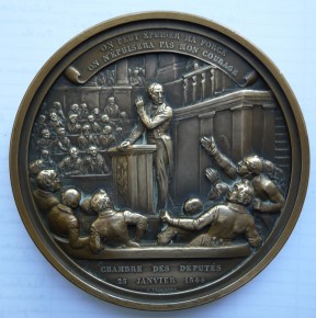 Médaille : Rappel d’une parole de Guizot : On peut épuiser ma force, on n’épuisera pas mon courage. Auteur : J. Feuchère Date : 1844 Avers : sur le pourtour : A François Pre Gme Guizot, ses amis, ses admirateurs. Revers : en haut : On peut épuiser ma force, on n’épuisera pas mon courage. En bas : Chambre des députés / 26 janvier 1844 : J. Feuchère