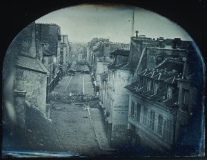 Barricades rue Saint-Maur. Avant l'attaque, 25 juin 1848. Après l’attaque, 26 juin 1848. © Photo RMN-Grand Palais - H. Lewandowski